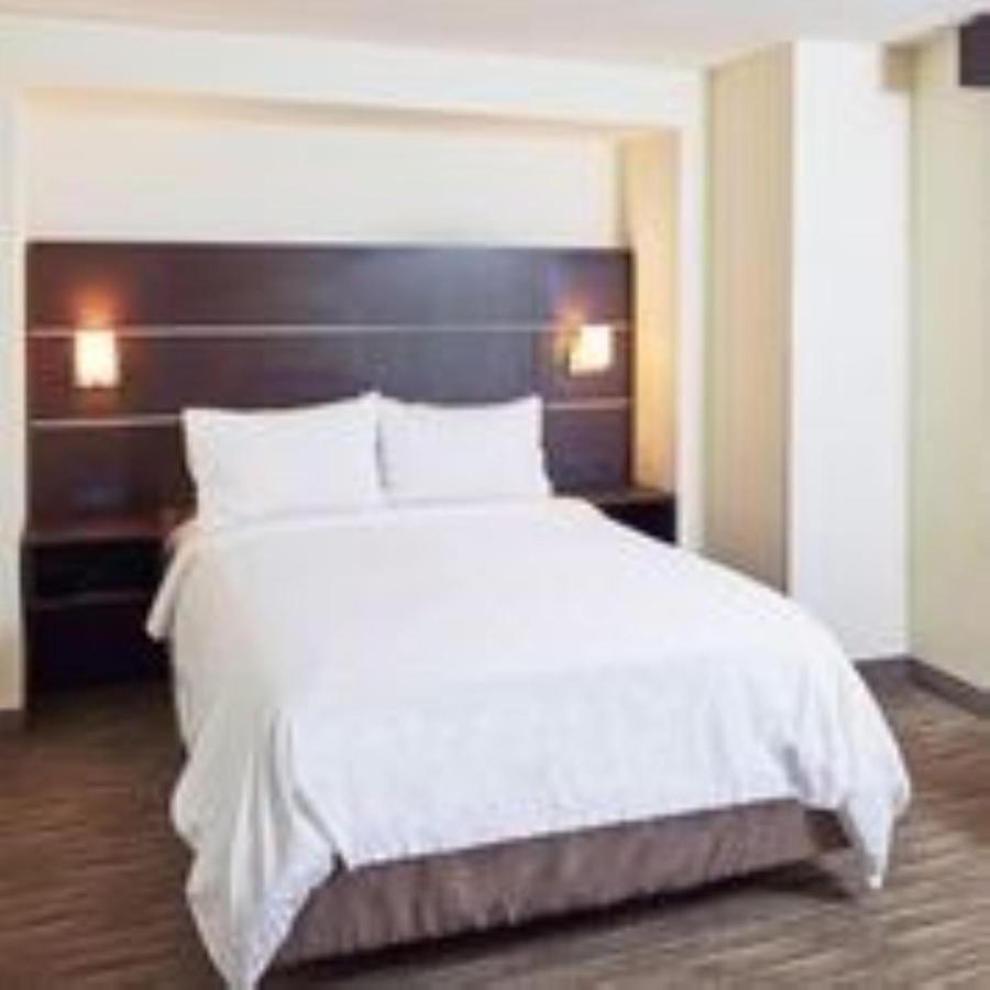 Holiday Inn Express Hotel&Suites- Gadsden, an IHG Hotel Exterior foto