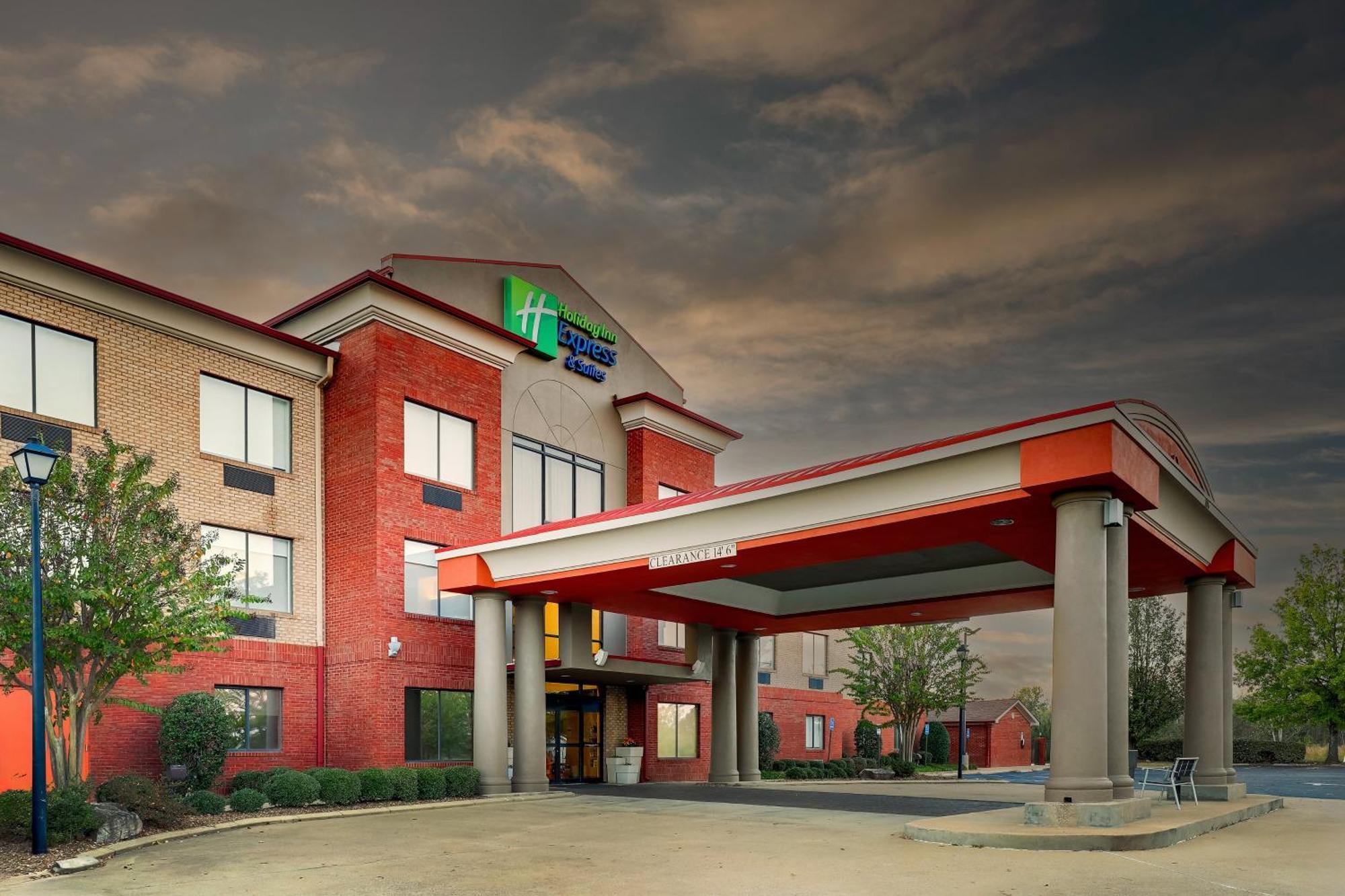 Holiday Inn Express Hotel&Suites- Gadsden, an IHG Hotel Exterior foto