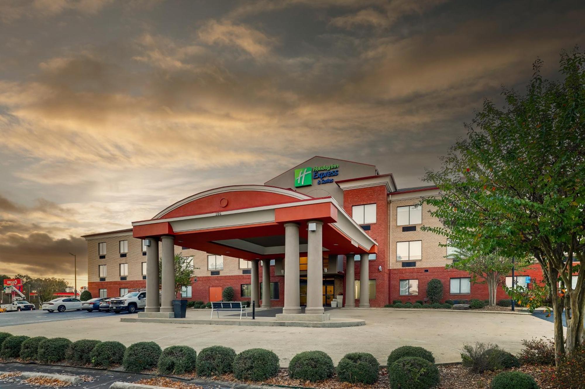Holiday Inn Express Hotel&Suites- Gadsden, an IHG Hotel Exterior foto
